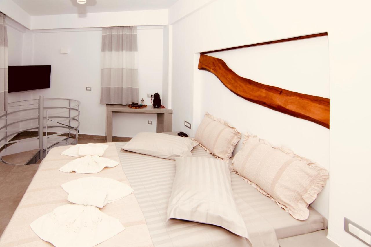 Aeris Suites Koufonisia Esterno foto